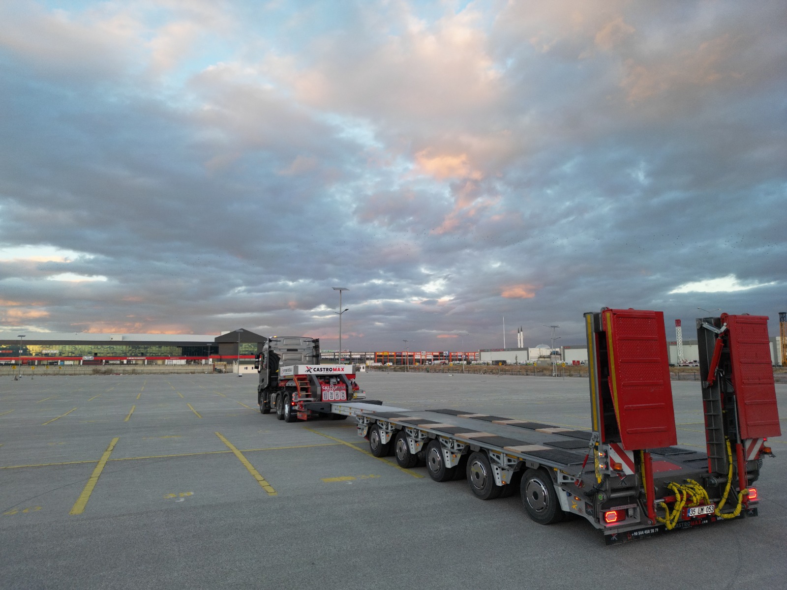 Worldwide freight services